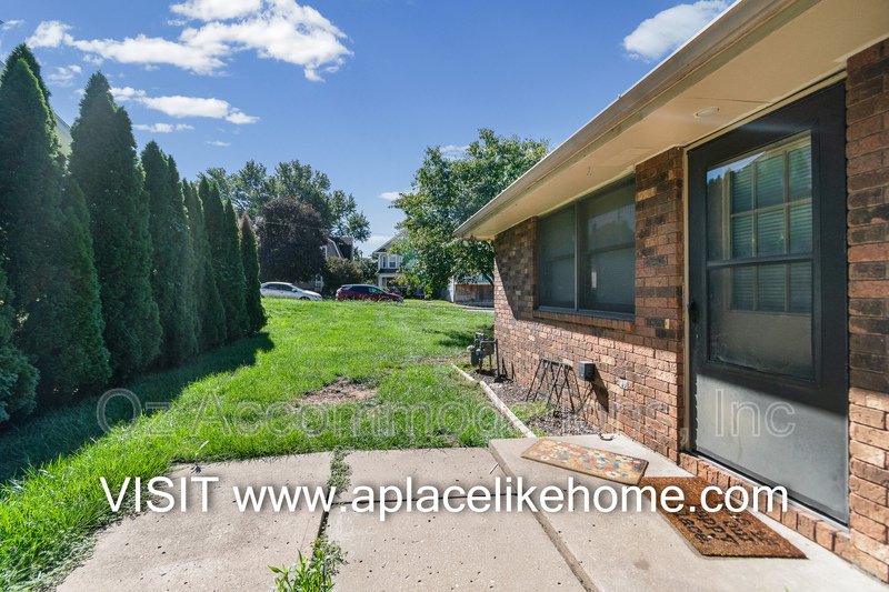 2601 Mitchell Ave, St Joseph, MO 64507 property image