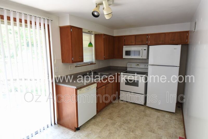 5313 NE Barnes Ave Kansas City, MO 64119 property image